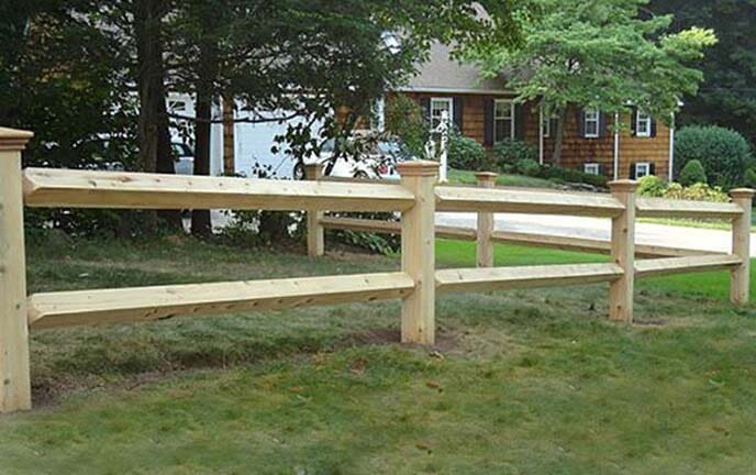 Simple wood fencing — Fencing Coventry in Bridgewater, MA