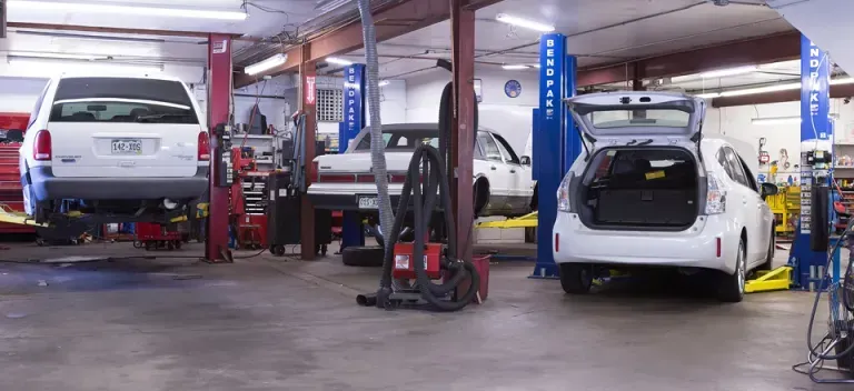 Auto Fluid Leak Detection in Longmont, CO | Carworks