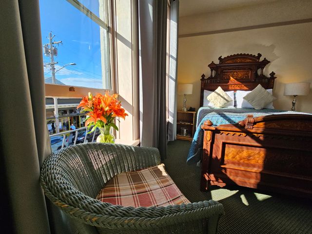 【R&B】room service 4. Channel View Historic Queen Suite - Hotel Planter