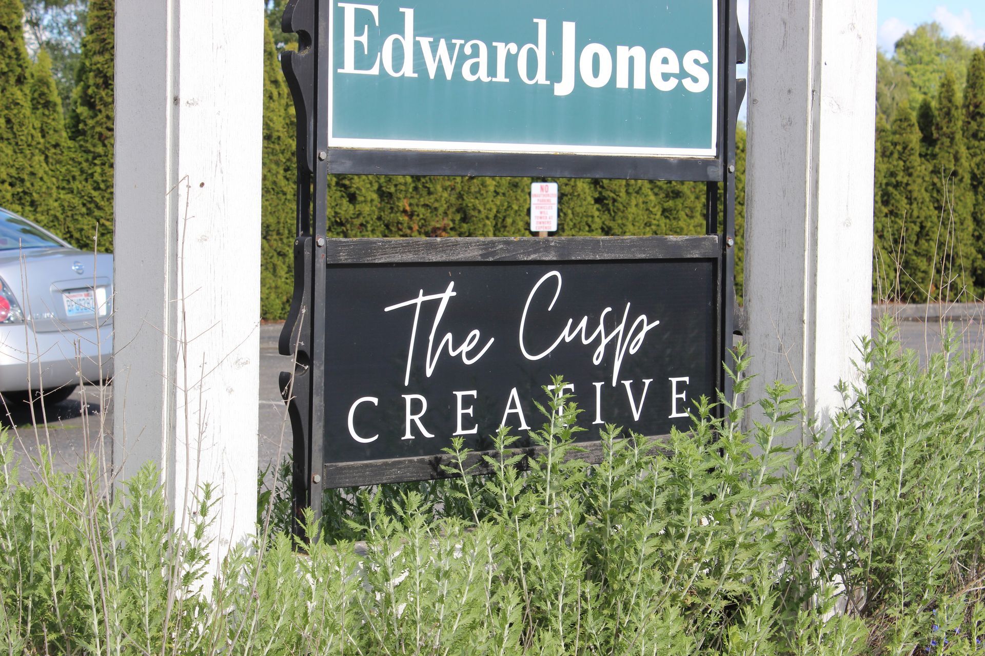A sign for edward jones the cusis creative