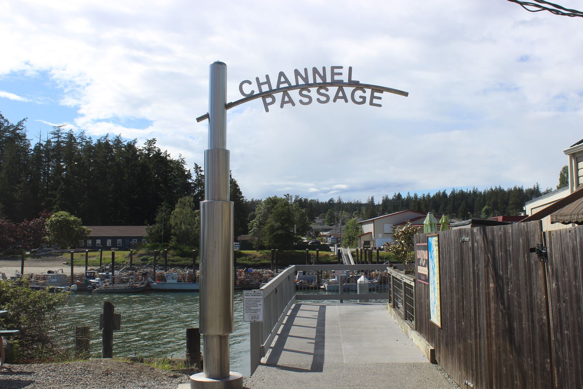 A sign that says channel passage on it