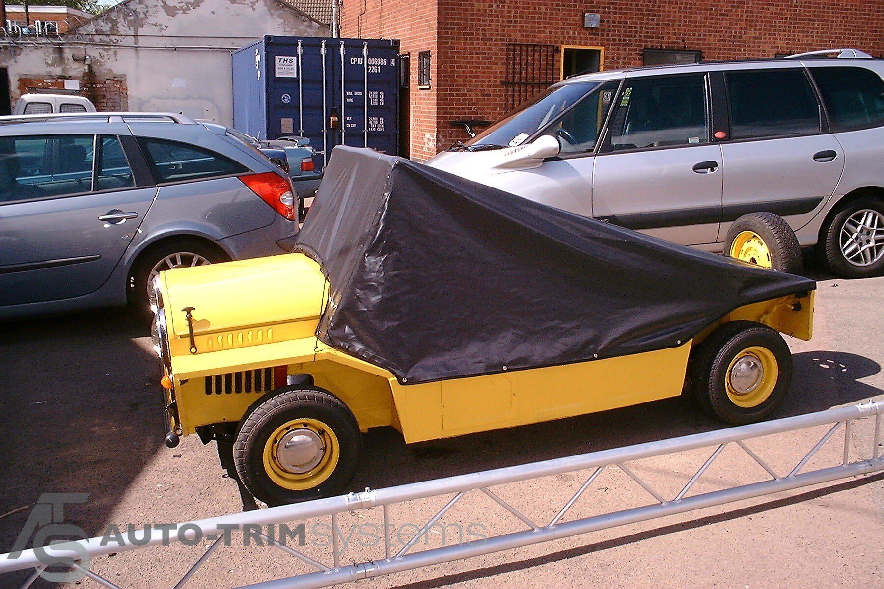 Mini Moke with tailored tonneau cover