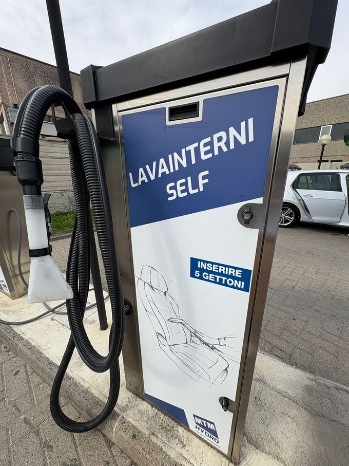 autolavaggio self service h24