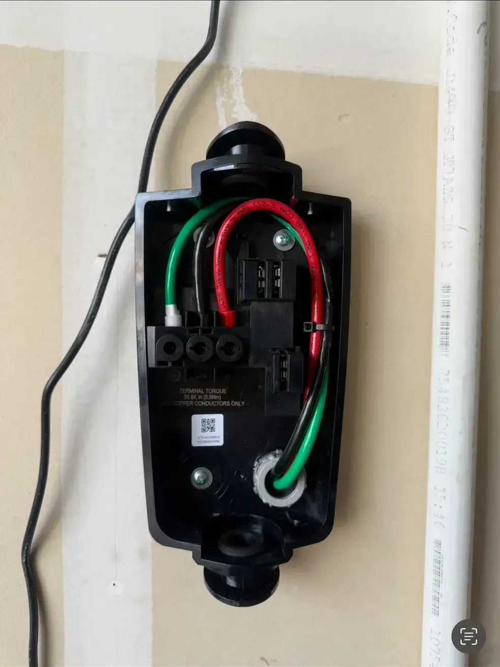 A black box with wires coming out of it has the word pool on it