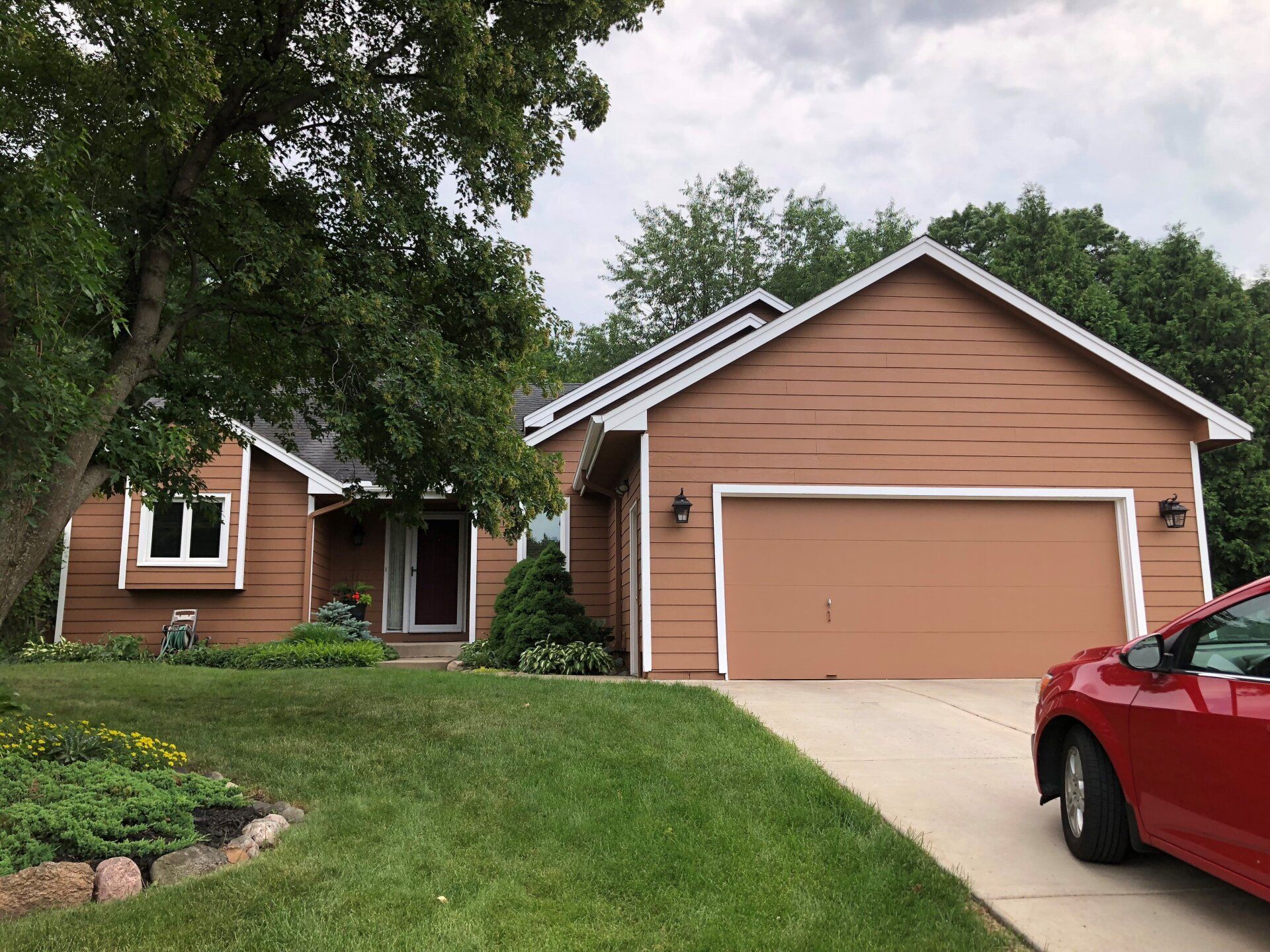 House Garage — Lakeville, MN — T.K. Painting & Decorating, LLC