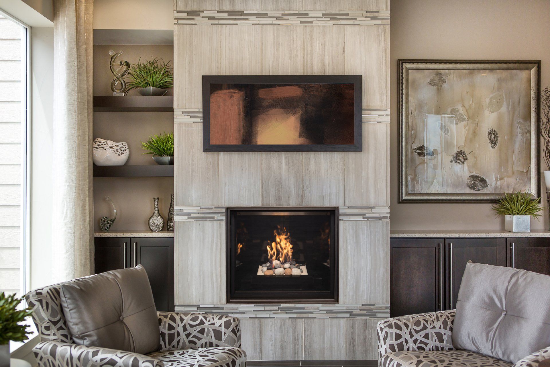 Indoor Outdoor Wide Screen See Thru Gas Fireplace
