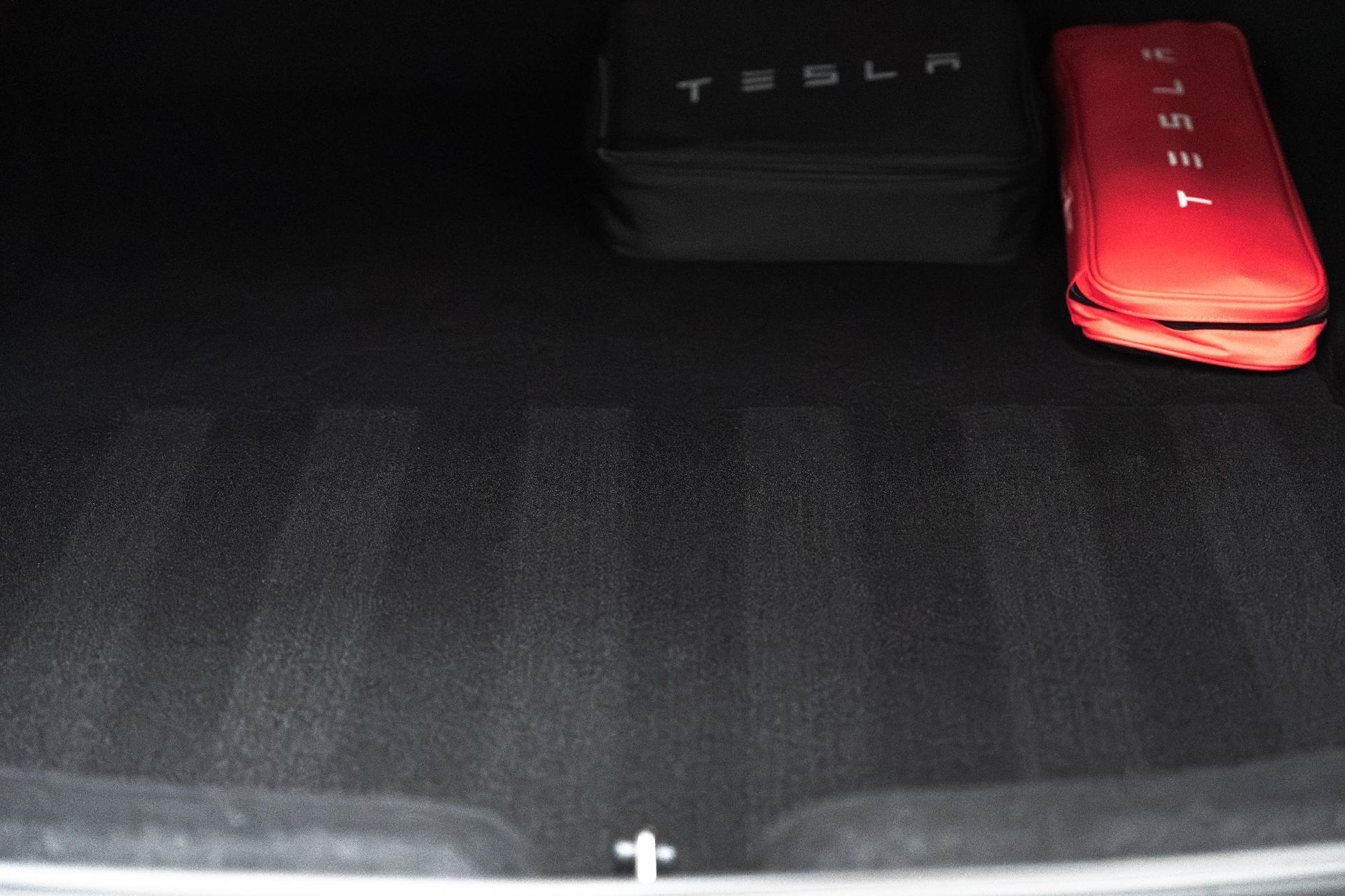 pulizia bagagliaio Mangini Detailing Solution