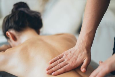 L’art du soin et de la relaxation
Des baignoires Balnéo conçues pour enrichir vos rituels et fidéliser vos clients.