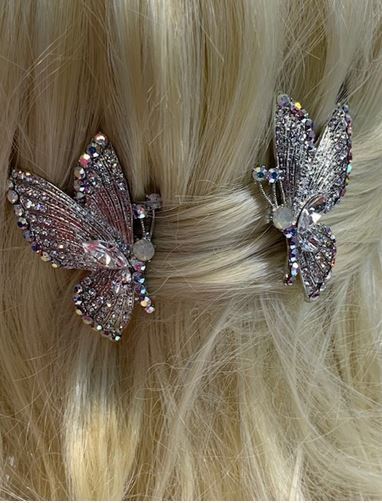 Hair Clip — Roseville, CA — Love Your Hair Wigs