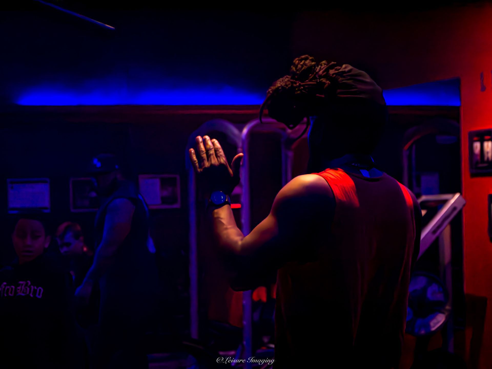 Plate of food with chicken, white rice, and broccoli.