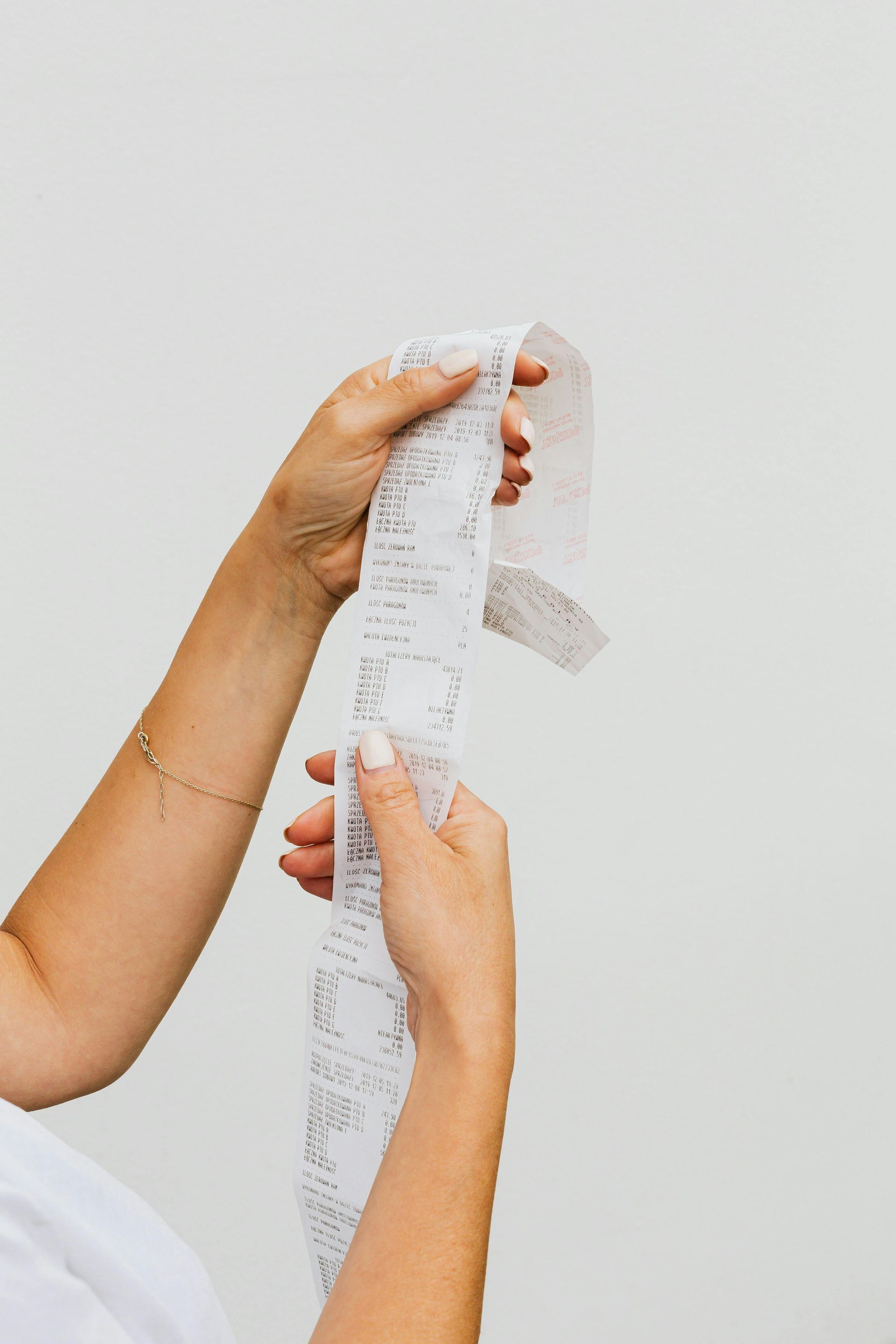 Fully breaking down a vinyl window receipt.