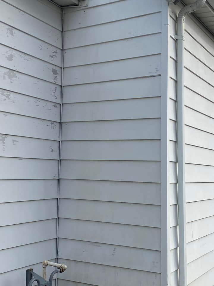 After Cleaning the Side of the House 3 - Princeton, IN - D&T Power Washing