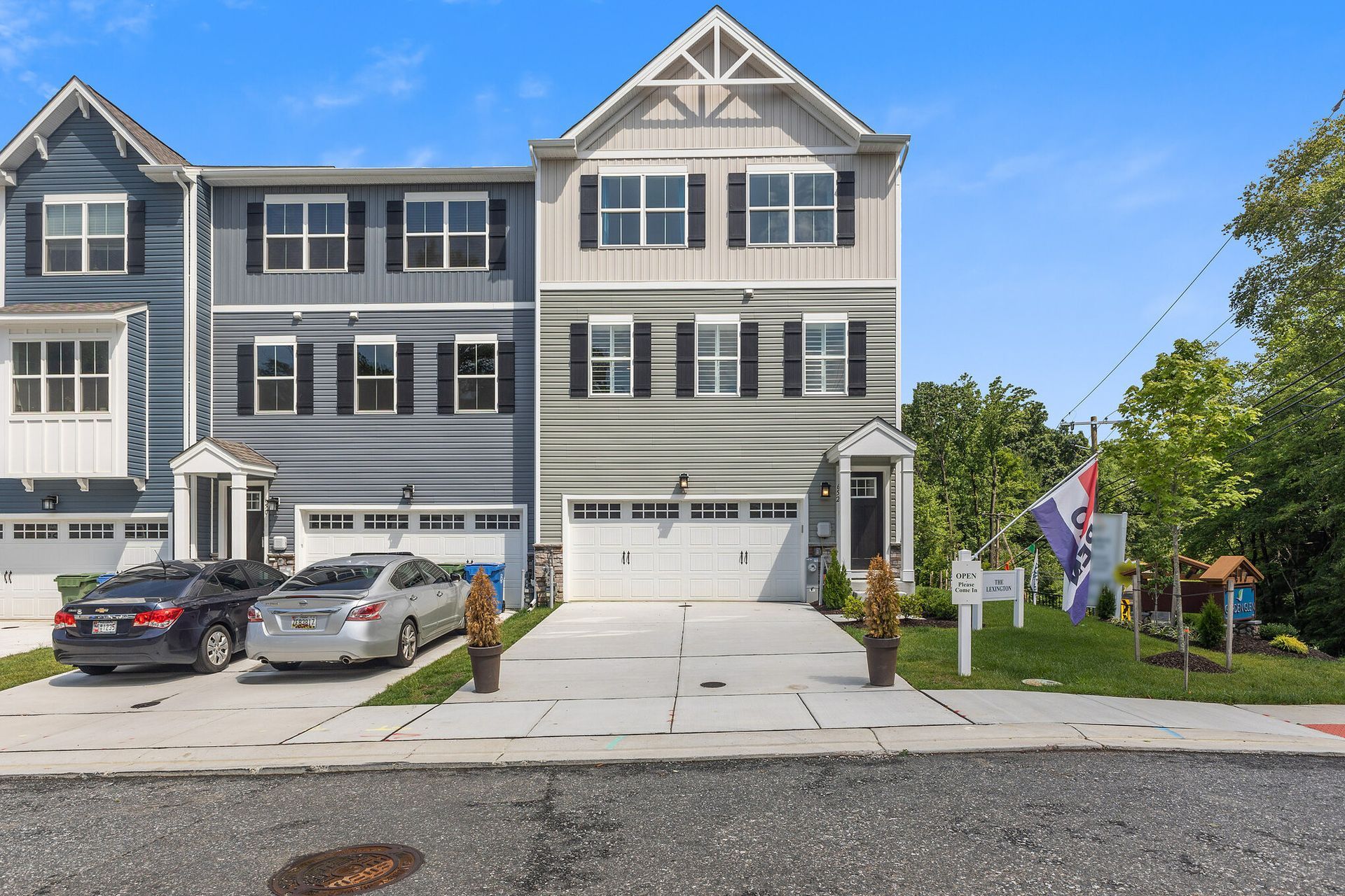 family room looking into kitchen | Ward Communities | Edgewood, MD 21040