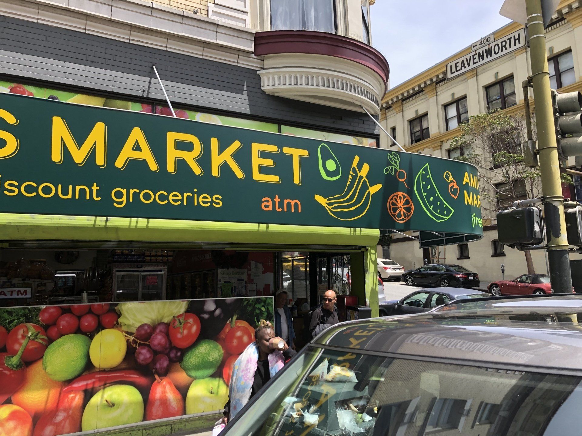 A store front with a sign that says ' s market ' on it