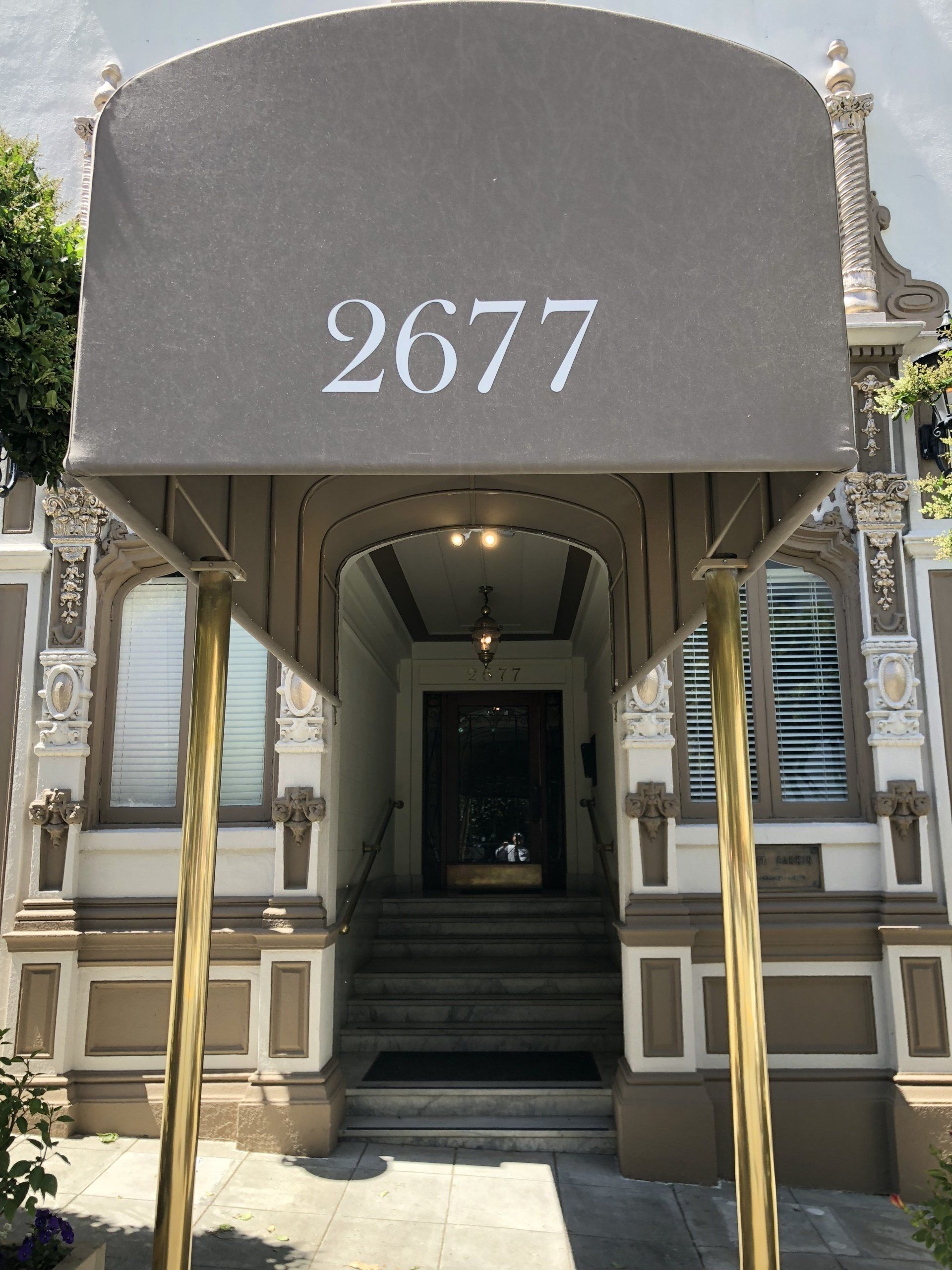 A building with the number 2677 on it