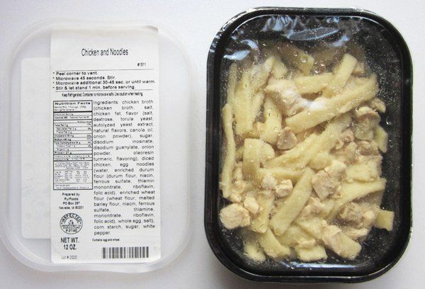 Mom's Meals Chicken and Noodles Packaging