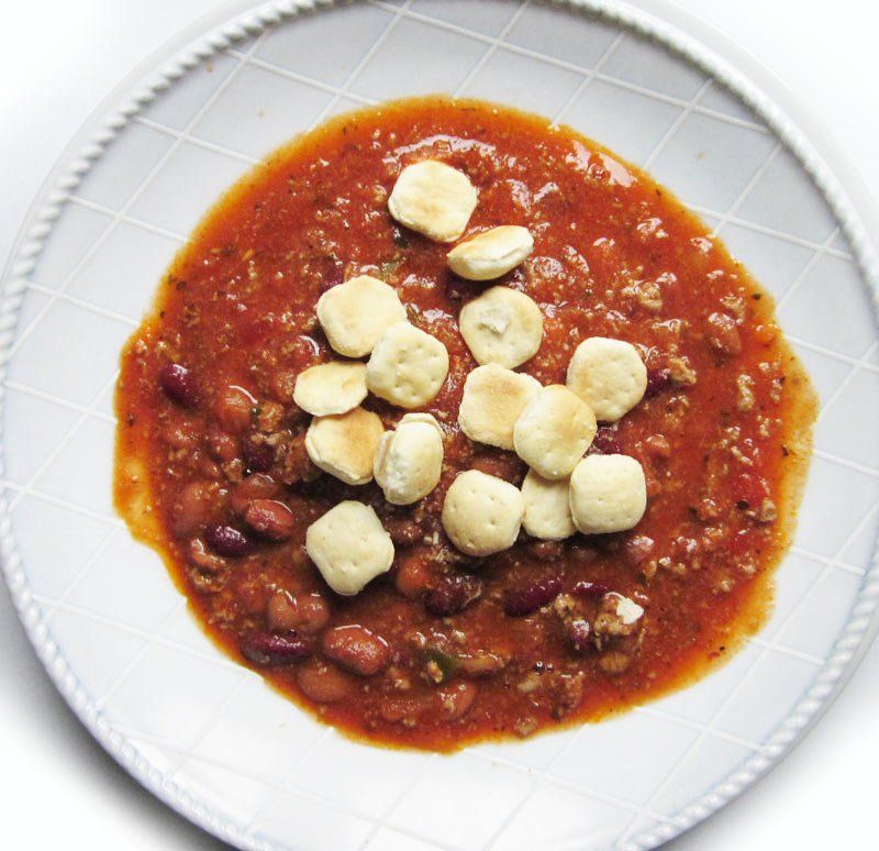 Turkey Chili with Oyster Crackers
