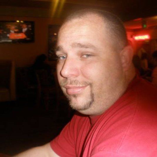 League - Man Smiling in Everett, WA