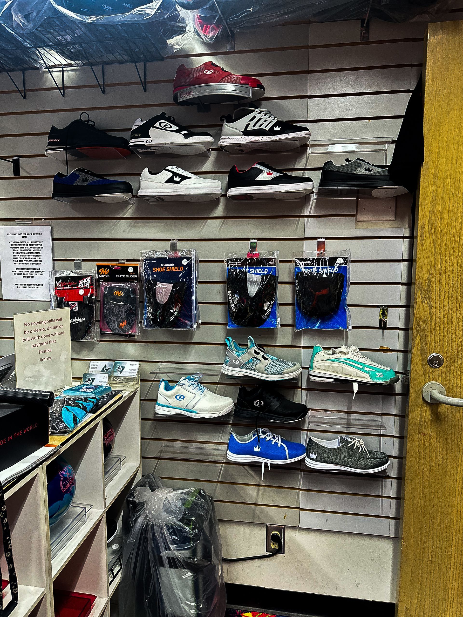 Bowling Ball Shop - Bowling Equipment in Everett, WA