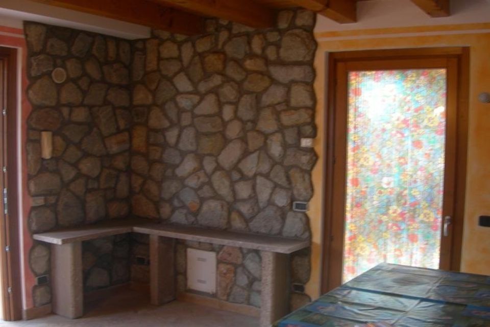 Parete interna in pietra