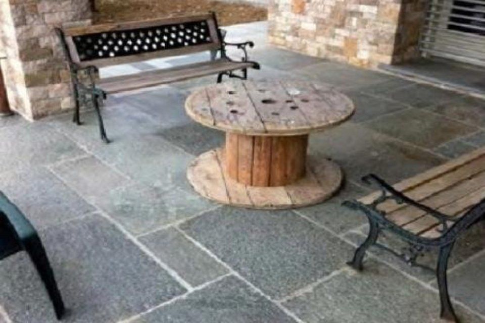 pavimento a spacco coste martellate