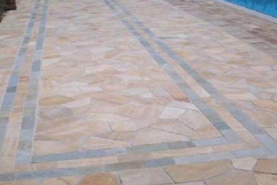 Rivestimento in quarzite di Barge