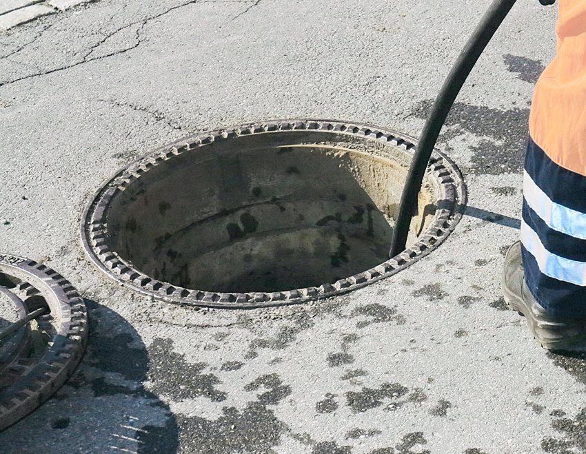 drainage hole
