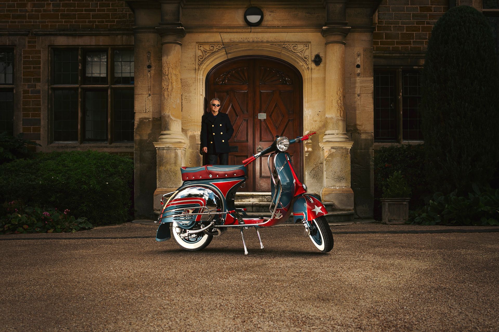A Vespa GS shot by Dammo Photography