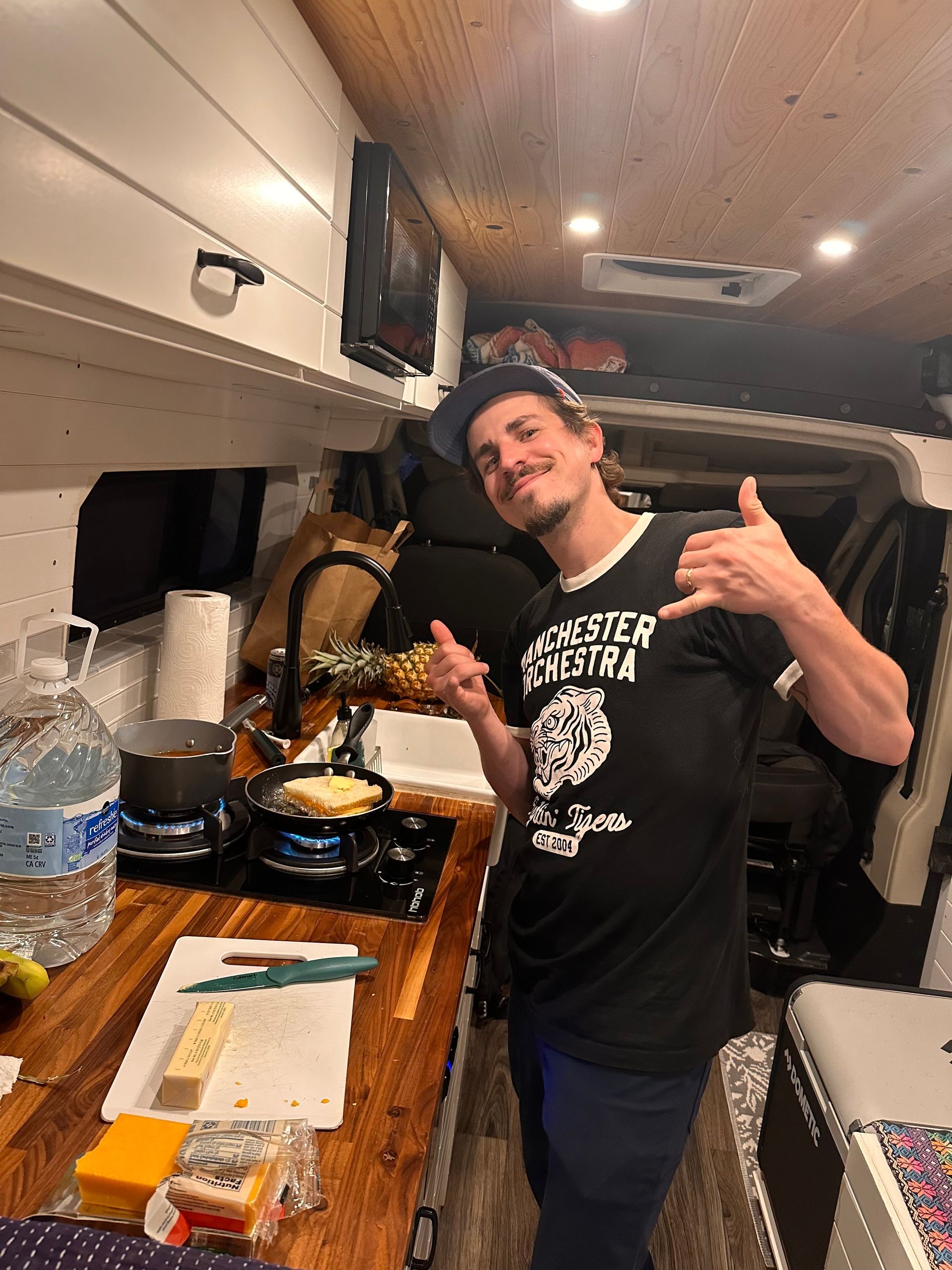 Mana Vans Hawaii Customers | Camper Van Rental in Maui, Hawaii