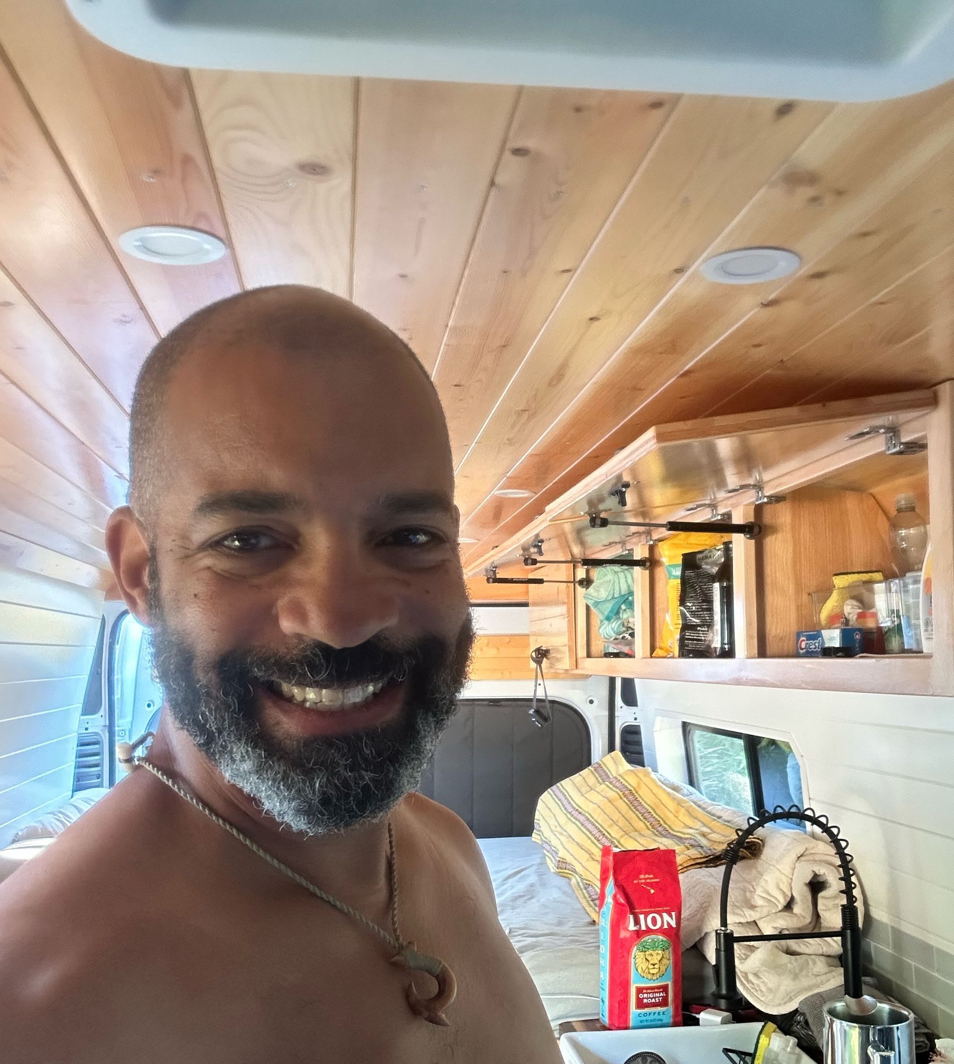 Mana Vans Hawaii Customers | Camper Van Rental in Maui, Hawaii