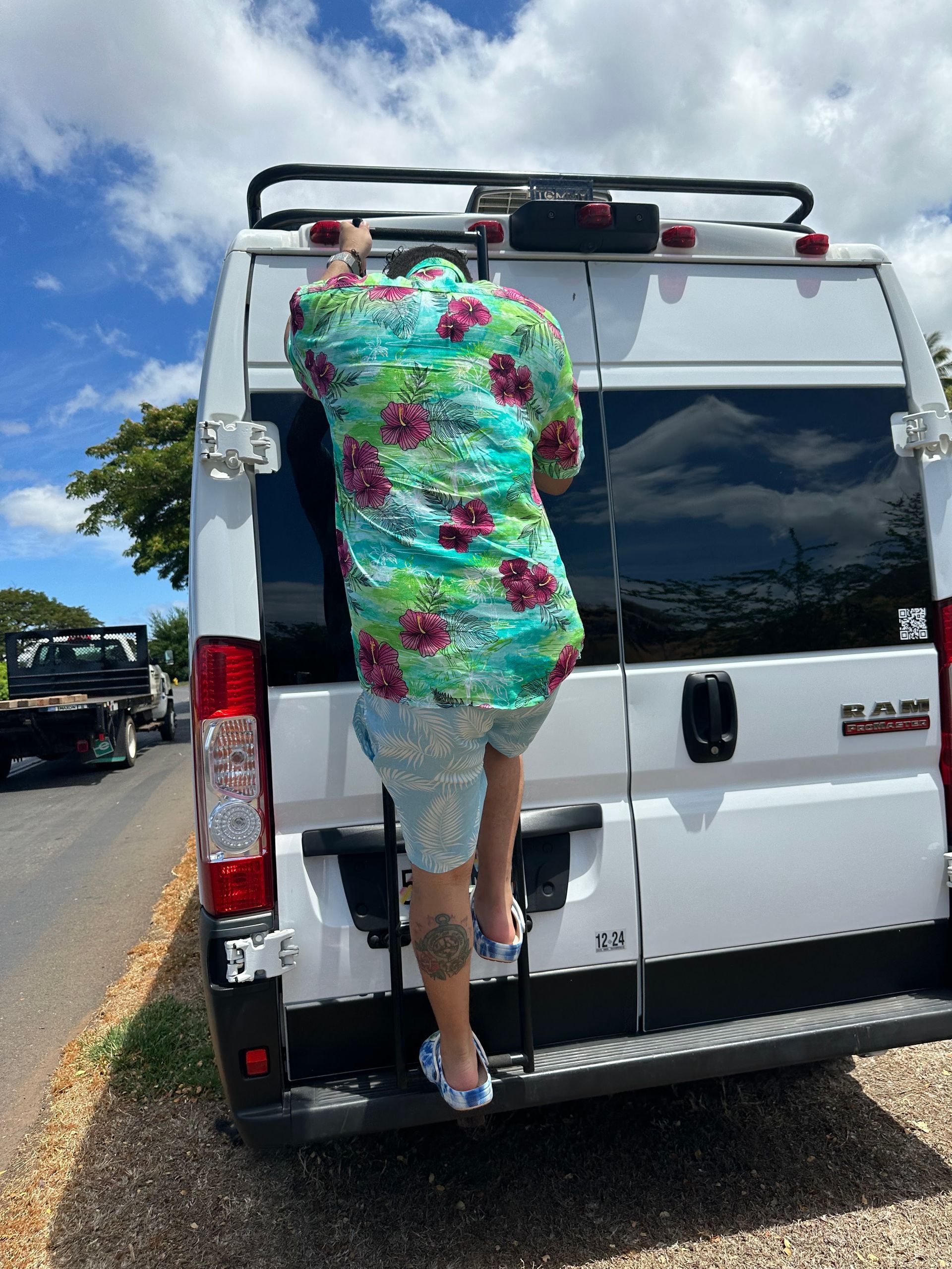 Mana Vans Hawaii Customers | Camper Van Rental in Maui, Hawaii