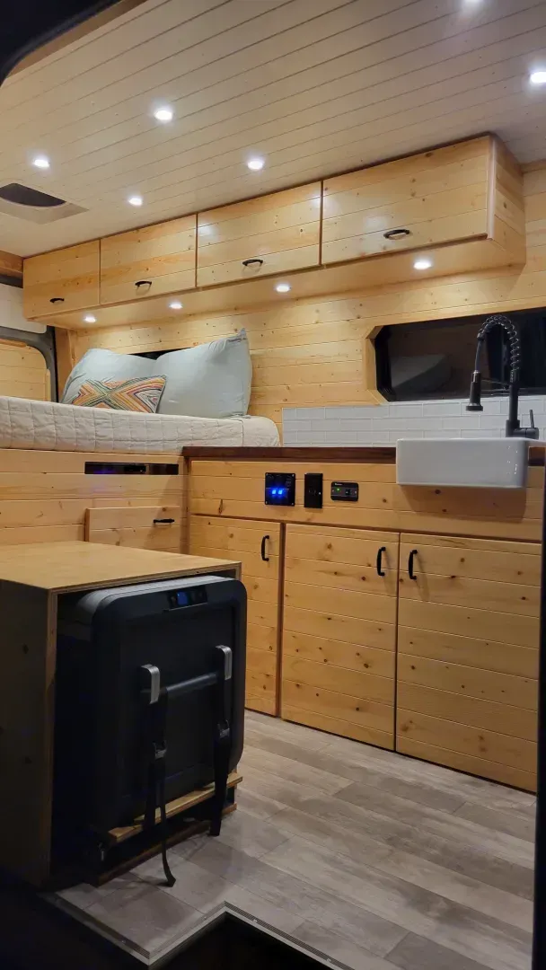 Camper Van Rental in Maui, Hawaii