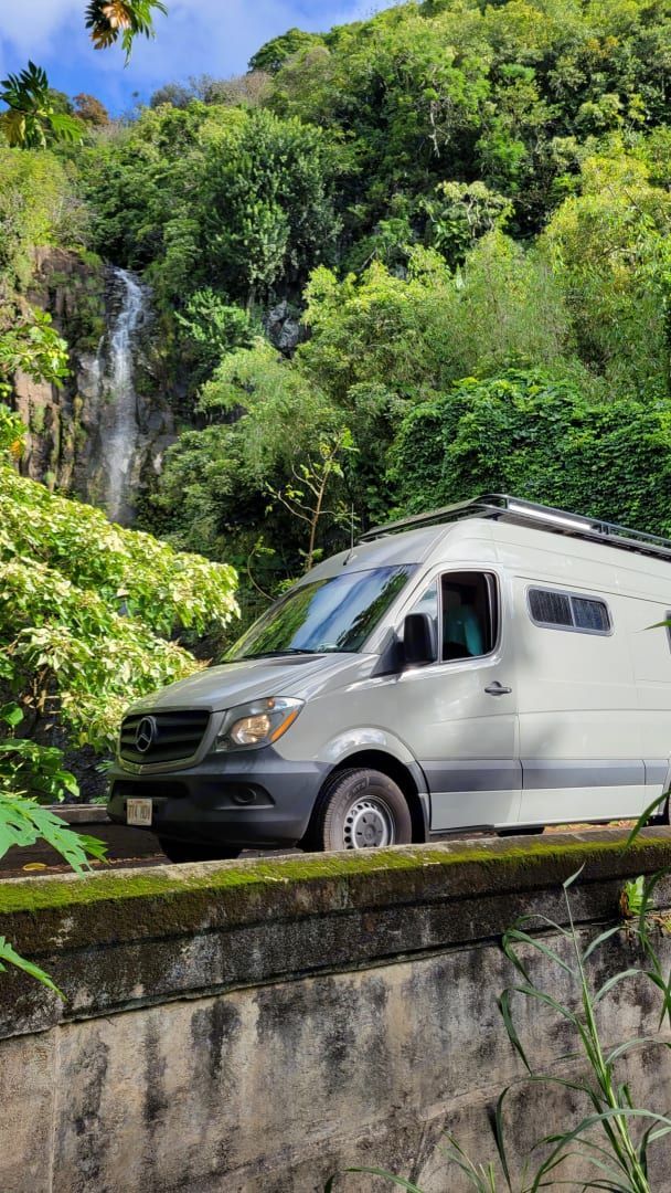 Mana Vans Hawaii  in Maui, Hawaii