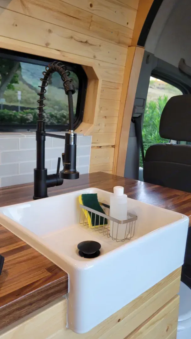 Camper Van Rental in Maui, Hawaii