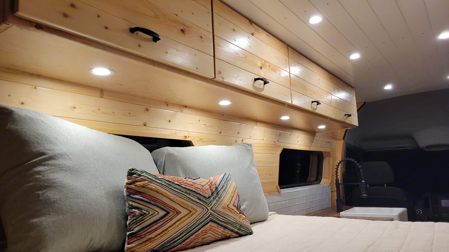 Camper Van Rental in Maui, Hawaii