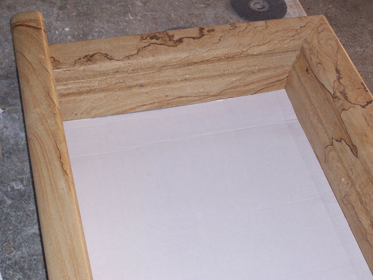 Complemento d'arredo in marmo