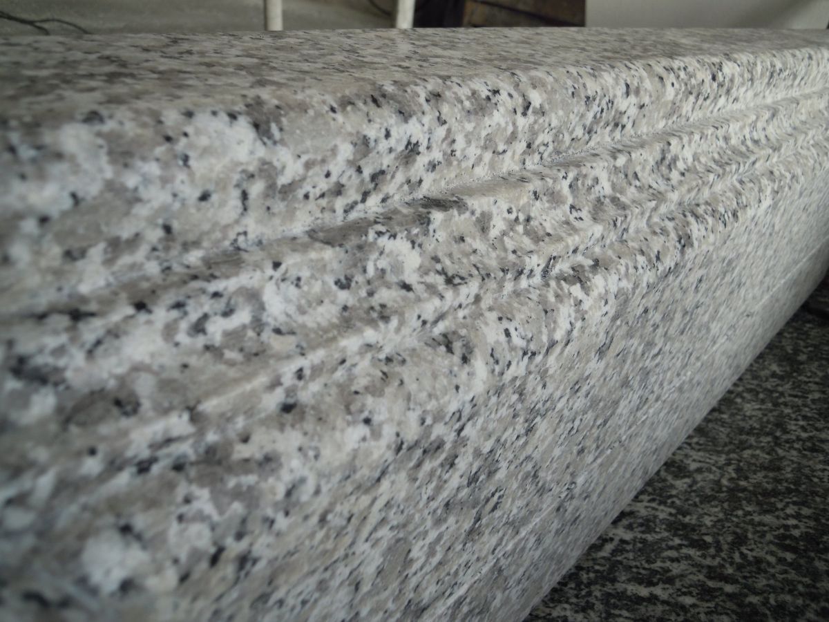 Complemento d'arredo in marmo