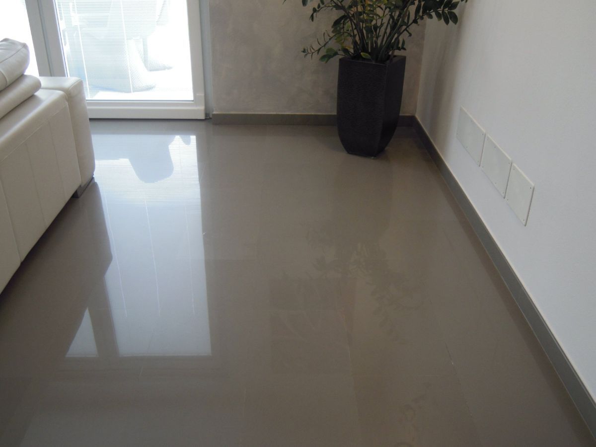 Pavimento salotto in marmo