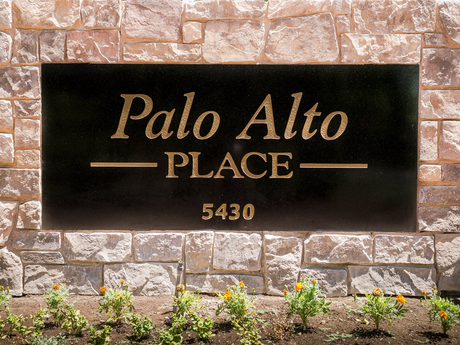 Palo Alto Place sign