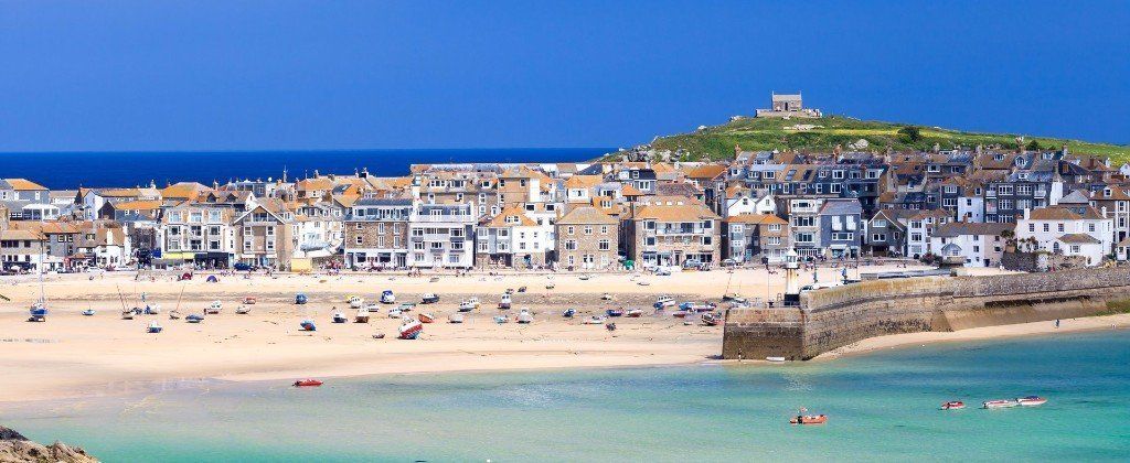 view of the beautiful sea and buildings