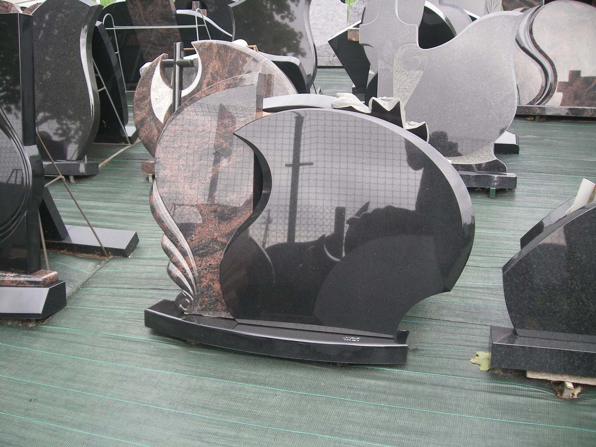 Dviejų dalių paminklas