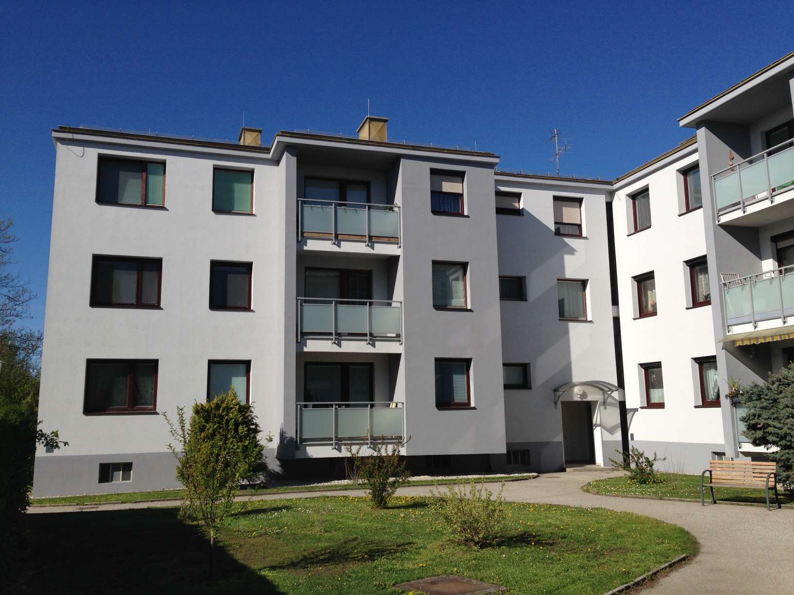 Wohnblock Hauswand von Vorderseite