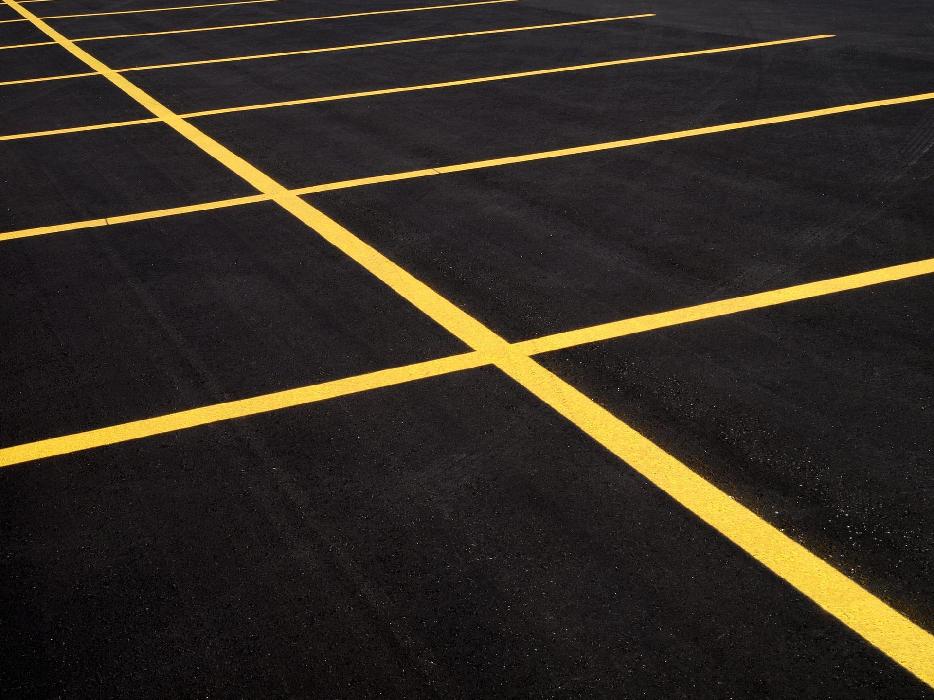 Picture of a freshly paved and painted parking lot. — Flint, MI — Countywide Asphalt & Paving