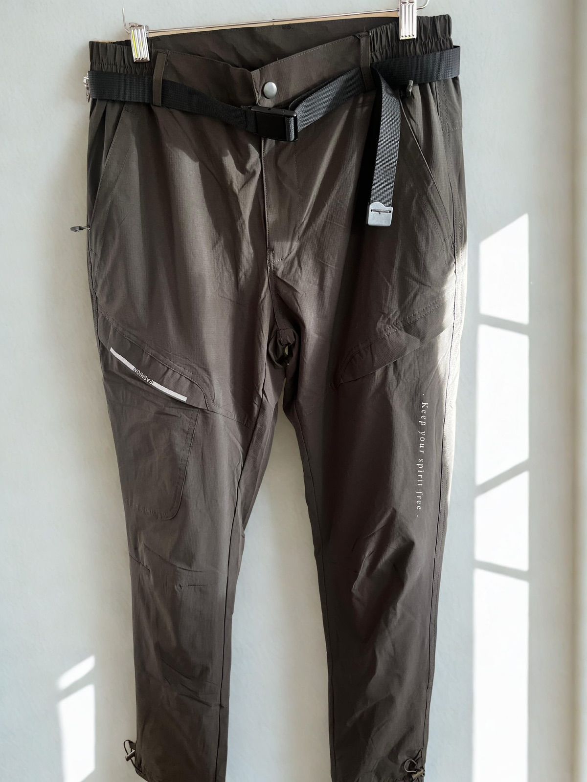 Pantalón frizado negro