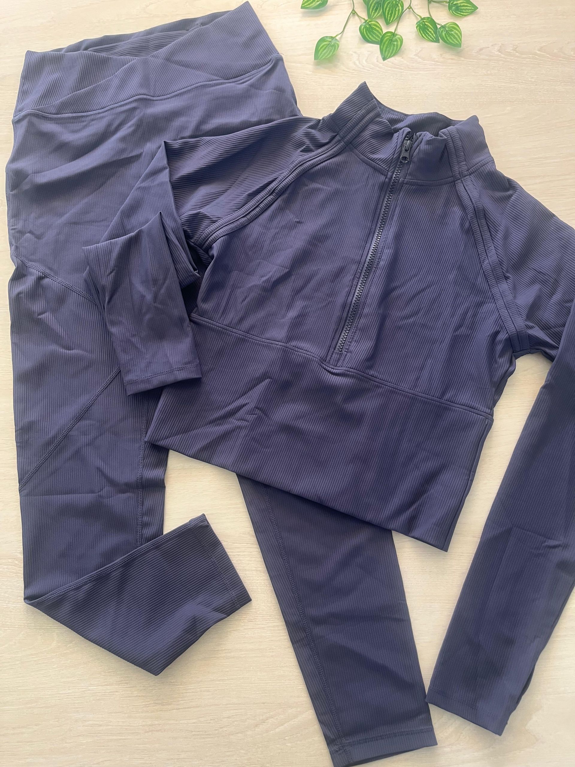 Conjunto Morley violeta