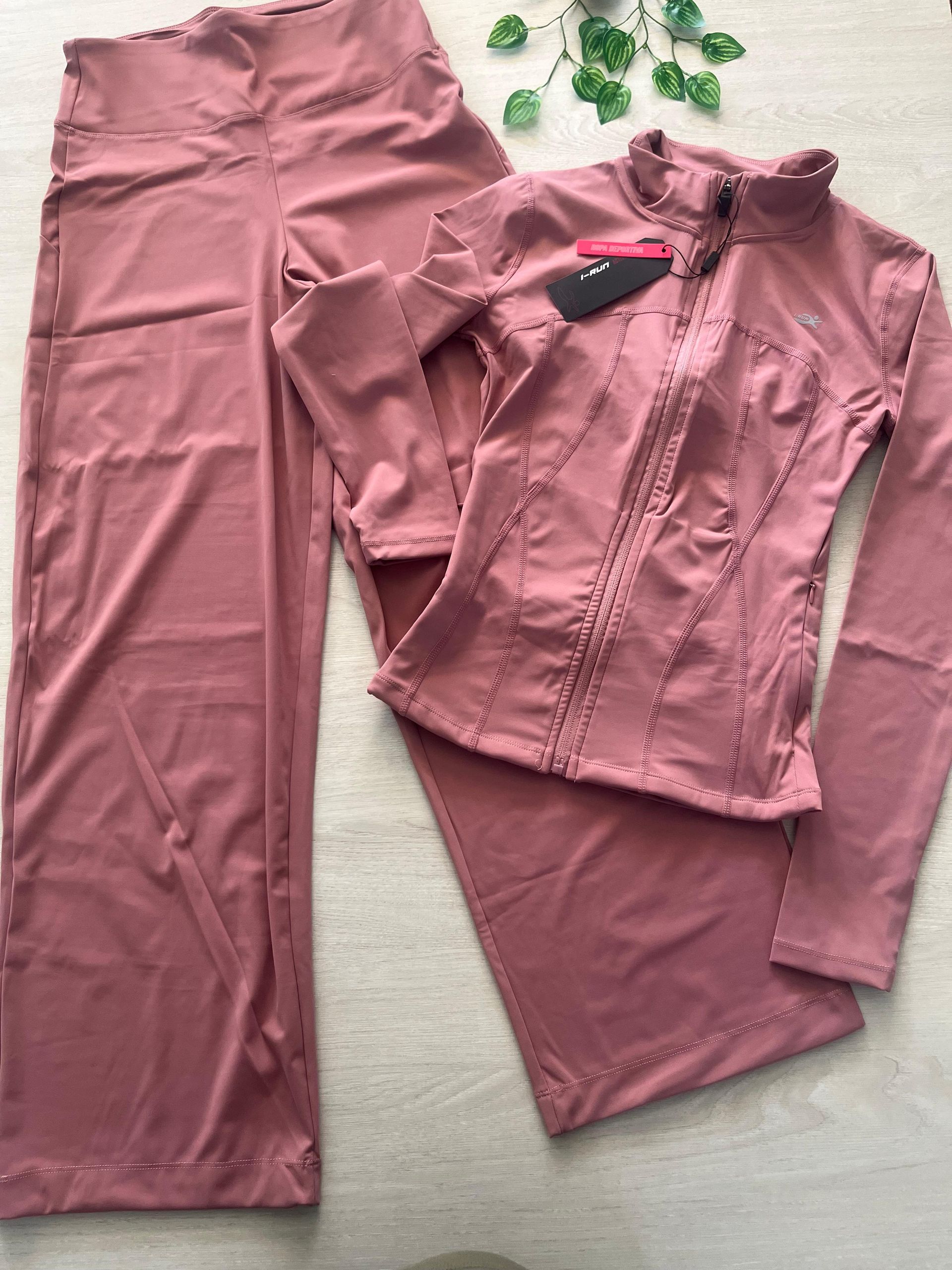 Conjunto Recto frambuesa