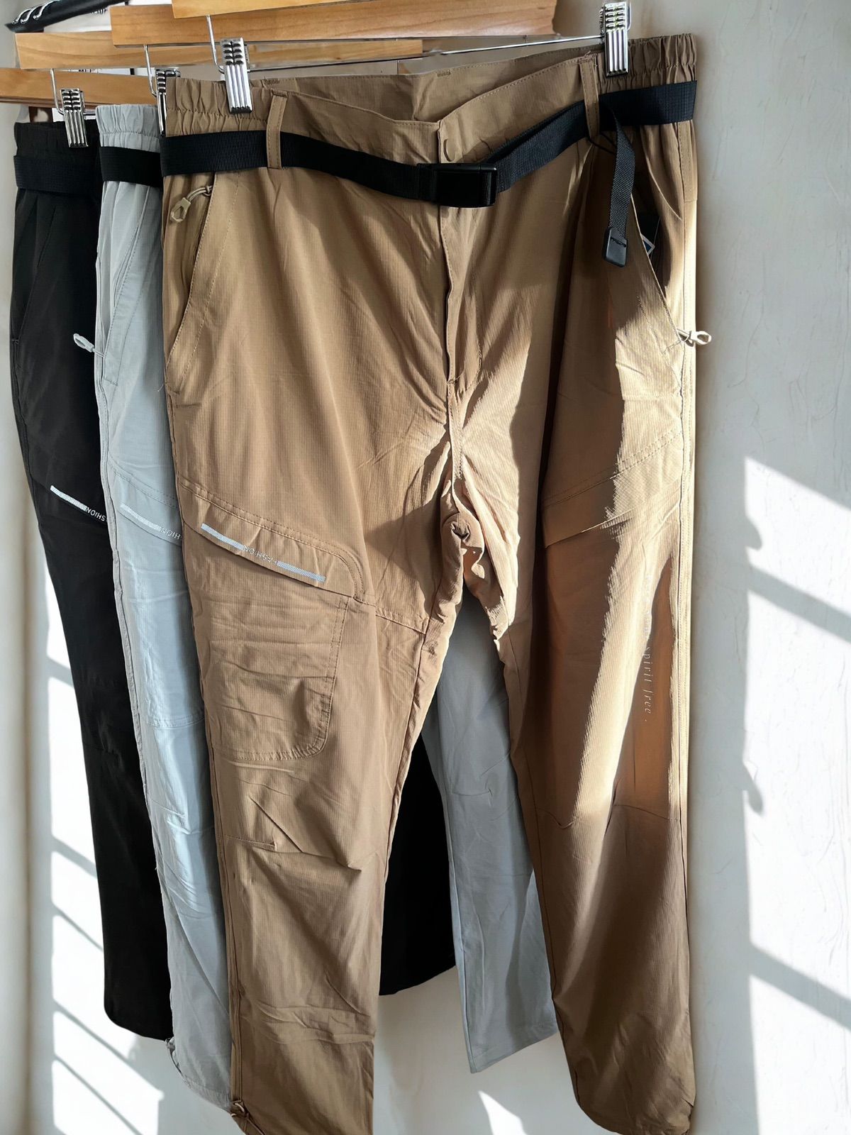 Pantalón frizado camel