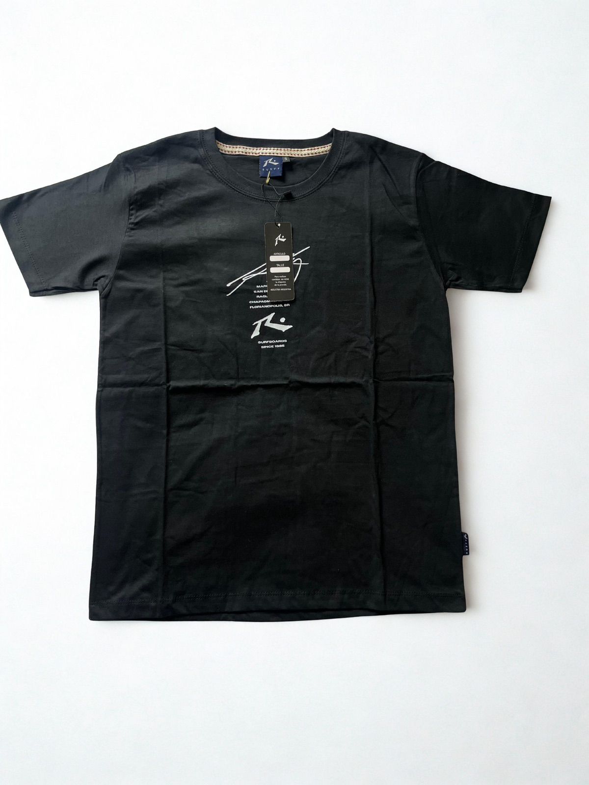 Remera Rusty negro