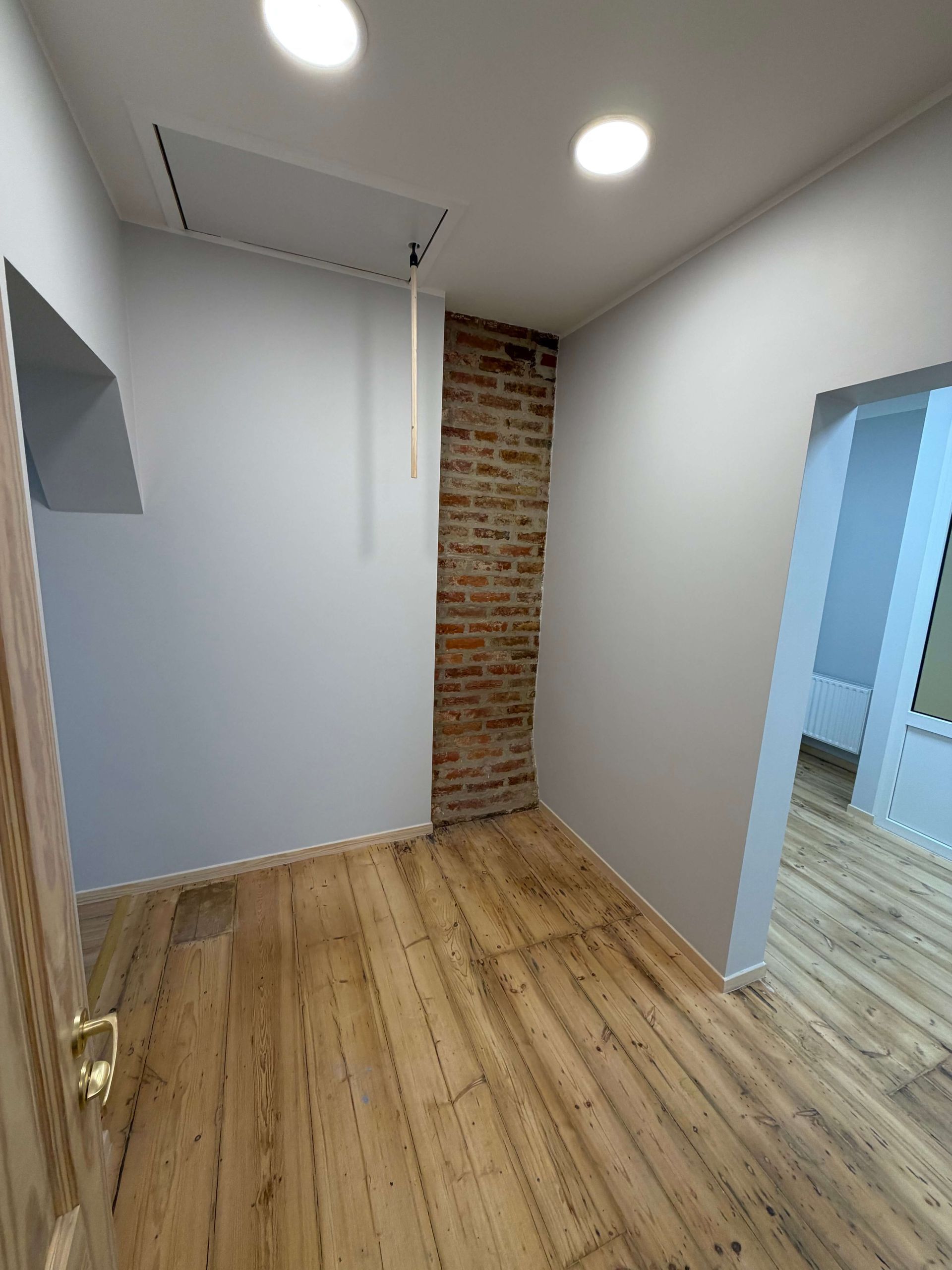 Biroja Kapitālie remonta Darbi, Klusajā ielā