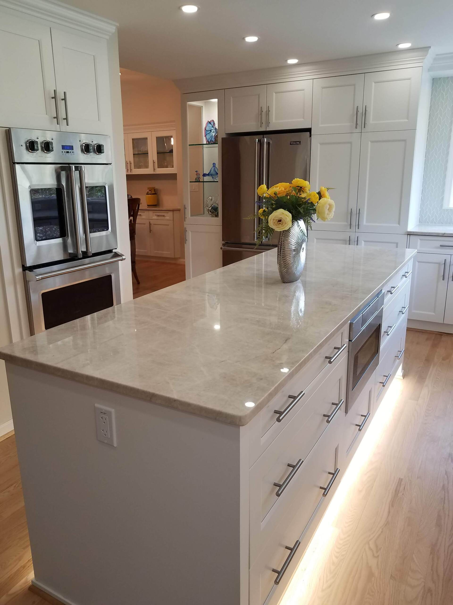 Kitchen and Bath Remodeling Company in  Royal Oak MI